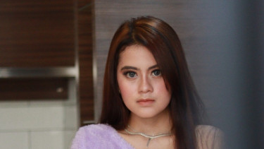 Cantik dan Seksi, Begini Cara Putri Sagita Bawakan Lagu 'Kelepon'