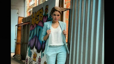 Nikita Mirzani Dituding Hina Habib Rizieq Shihab, Tuai Pro & Kontra