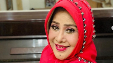 Dituding Takut Tersaingi Dengan Penyanyi Dangdut Muda, Begini Reaksi Elvy Sukaesih