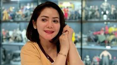 Tak Kuasa Menahan Air Mata, Kristina Mengaku Kesepian Berharap Jodoh