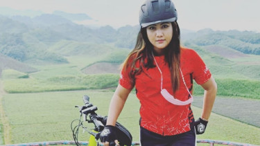 Cantiknya Ibunda Happy Asmara, hingga Video Sibad Mengandung 'Bawang'