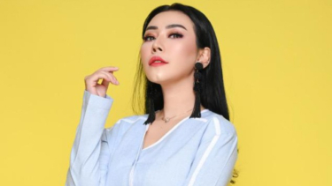 Diam-diam Penyanyi Princess Baby Sexyola Bisnis Korset, Banjir Pesanan