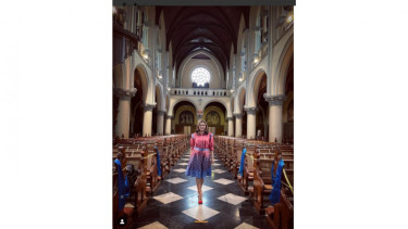 Heboh Agama Donna Agnesia