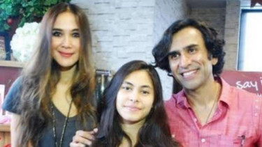 Usai Menikah Beda Agama, Ina Thomas Putuskan Keluar Dari Islam