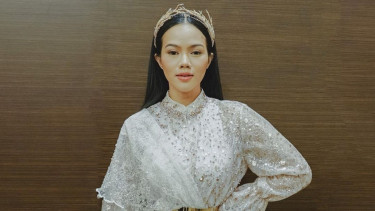 Lirik Lagu Dunia Tipu-Tipu - Yura Yunita