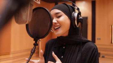 Cita Citata Pamer Cincin Di Jari Manisnya, Dilamar Didi Mahardika?