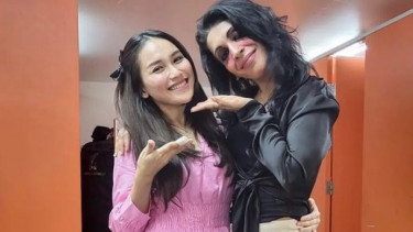 Super Duper Kaget! Terbongkar Omset Fantastis Kak Jill Jualan Gorden
