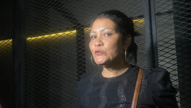 Desy Ratnasari di Rumah Sakit, Melanie Subono Puji Lesti Kejora