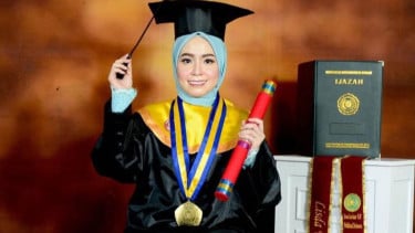 Cantiknya Lisda Wisuda, Adik Bungsu Fildan Rahayu