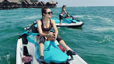Potret Seksi Ghea Youbi di Atas Jetski Bikin Salfok, Ga Bahaya Tah