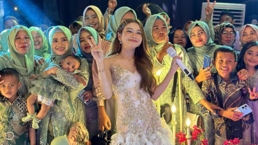 Sukses Menjadi Biduan Terkenal di Usia Muda, Intip Sederet Prestasi dan Penghargaan Lady Rara