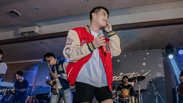 Lirik Lagu Bojo Loro - Gilga Sahid Gildcoustic