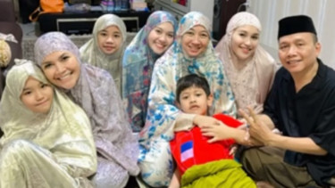 Makin Akrab! Keluarga Ayu Ting Ting dan Muhammad Fardana Kompak Sambut Bulan Suci Ramadan