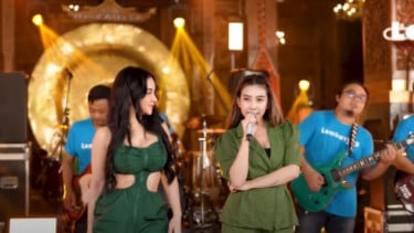 Shinta Gisul dan Lala Widy Pasrah, Lebih Baik Aku Mati di Tanganmu