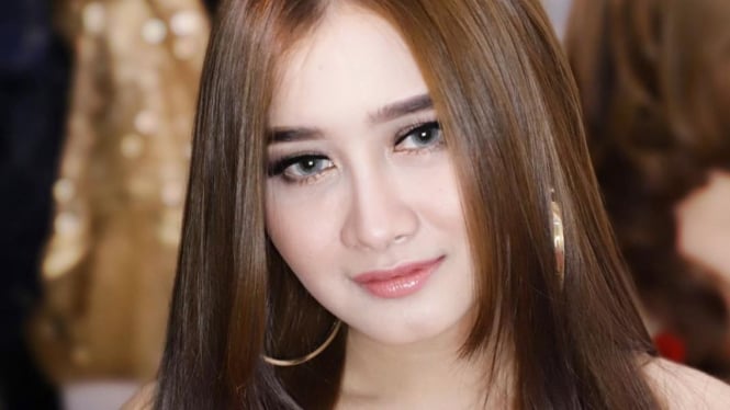 Bikin Status Begini, Instagram Lia Amelia Banjir Pujian Fans