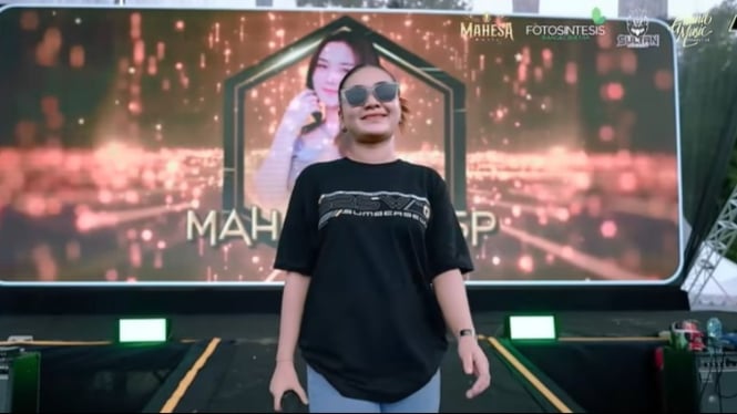 Lirik Lagu Dangdut Lirik Lagu Cinta Dan Air Mata – Maharani