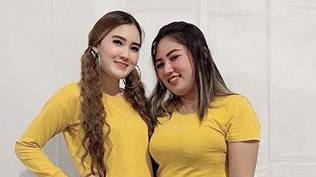 Ratih Faradinna dan Nella Kharisma
