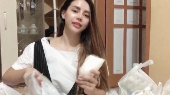 Pedangdut Novi Rizki