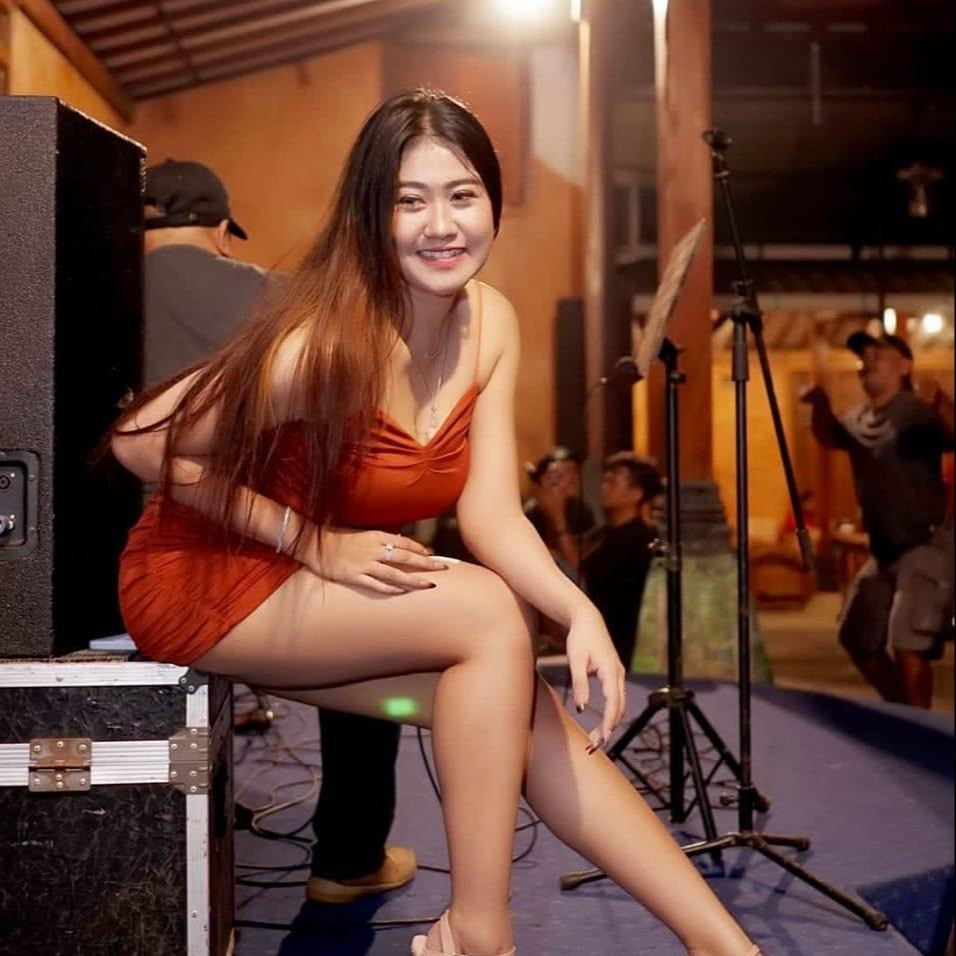 Lebih Panjang dan Lebih Hot! Video Mirip Rebecca Klopper Bikin Ngiler, Klik  Disini