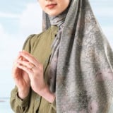 10 Warna Jilbab Terbaik untuk Gamis Hijau Sage, Tampil Anggun dan Bersahaja