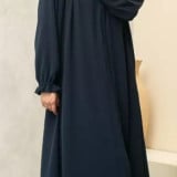 10 Warna Jilbab Terbaik untuk Gamis Biru Dongker, Tampil Stylish dan Anggun