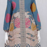 7 Model Tunik Batik Lengan Balon Terbaik untuk Tampil Chic di Berbagai Acara
