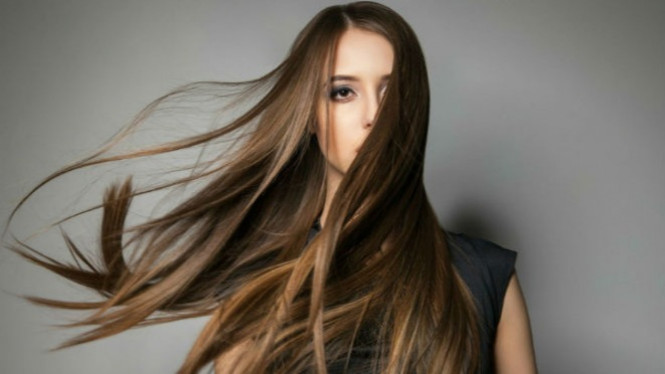 Ilustrasi rambut lurus.