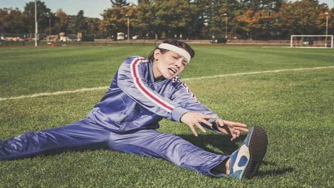 Seorang wanita sedang berolahraga