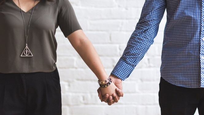 5 Tips Agar Pacaran Jarak Jauh (LDR) Tetap Awet