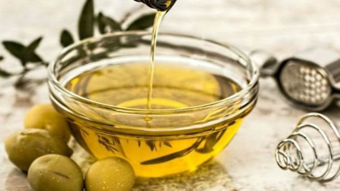 Minyak zaitun.
