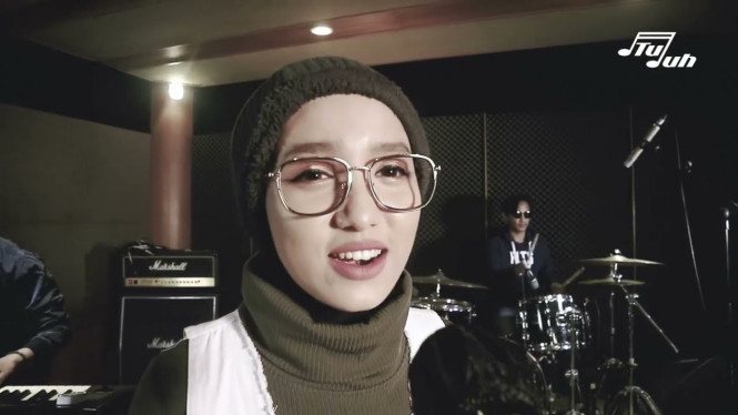 youtube.com/NotTujuh