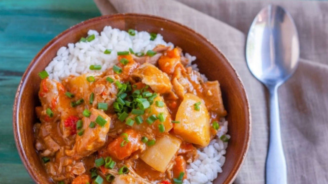 Kari Massaman Makanan Umat Muslim Dari Thailand