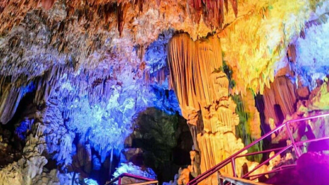 Gua Gong, Jawa Timur