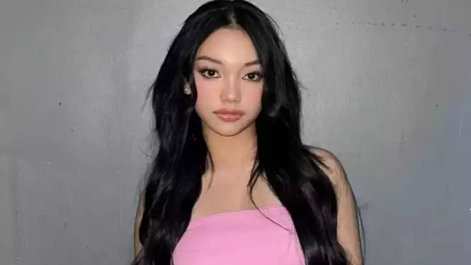 20 Cara Mengejutkan Naura Ayu Rayakan Ulang Tahun di Panti Asuhan, Terlihat Anggun dengan Kaftan Cokelat