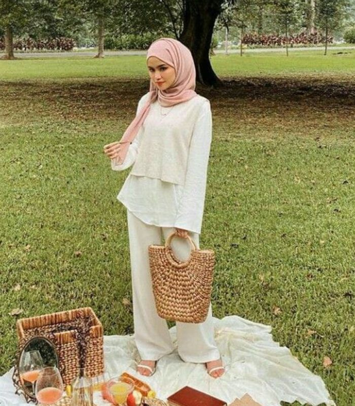 10 Ide Padu Padan OOTD Hijab untuk Piknik dengan Tema Aesthetic | Halaman 4