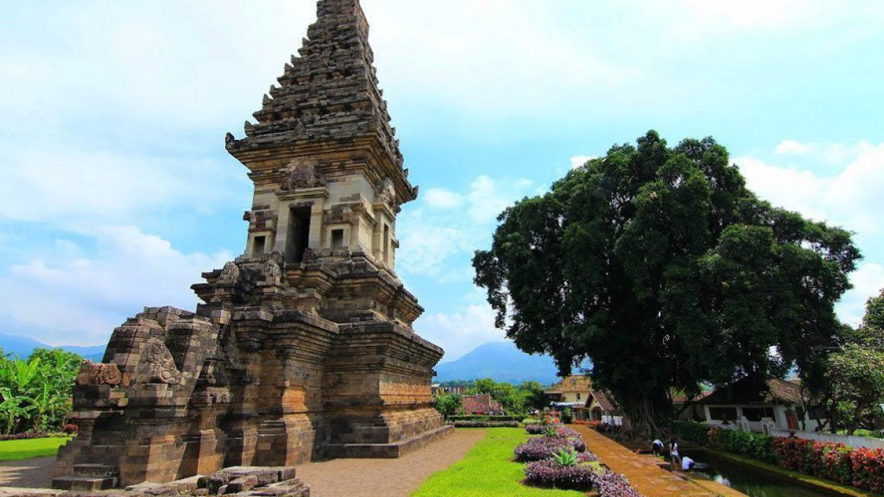 Sejarah Lengkap Candi Jawi di Pasuruan
