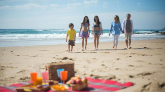8 Tips Traveling Saat Musim Panas agar Tetap Nyaman dan Seru!
