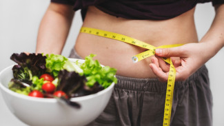 Turun Berat Badan Tanpa Tersiksa? Ini 10 Makanan Diet Sehat yang Bikin Kenyang Lebih Lama!