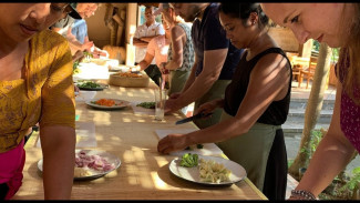 Paon Bali Cooking Class Wisata Kuliner Edukatif di Tengah Desa Tradisional