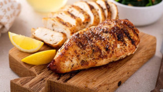 Rahasia Memasak Dada Ayam agar Tidak Keras dan Tetap Juicy