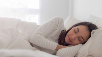 Insomnia Setiap Malam? Coba Rutinitas Tidur yang Viral di TikTok Ini