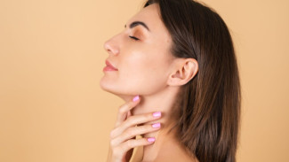 Cara Membentuk Jawline Agar Rahang Terlihat Lebih Proporsional