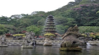 Keris Pusaka Simbol Persaudaraan Nusantara, Hadiah Pakubuwana untuk Raja Karangasem