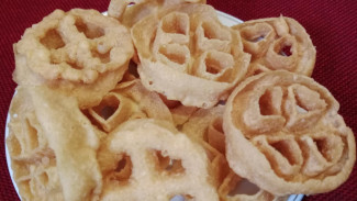 Resep Lengkap Cara Membuat Kue Kembang Goyang yang Gurih dan Lezat