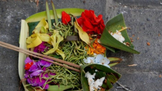 Kecil Penuh Makna, Ini Filosofi Canang Sari