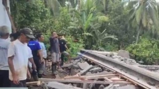 Belum Selesai Dibangun 2 Dapur Warga Tergerus Longsor