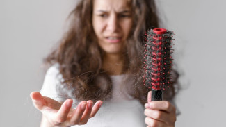 7 Tips Ampuh Merawat Rambut agar Tidak Mudah Rontok