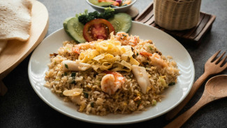 Cara Membuat Nasi Goreng Ala Solaria, Rasa Restoran di Rumah!