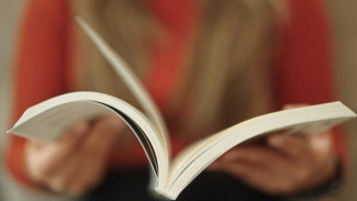 Tips Membangun Kebiasaan Membaca Buku Setiap Hari