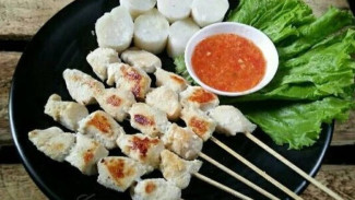 Cara Membuat Sate Taichan Rumahan yang Juicy, Sambal Segarnya Bikin Nagih